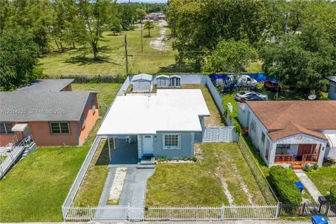 1059 NW 77th Street Miami FL 33150