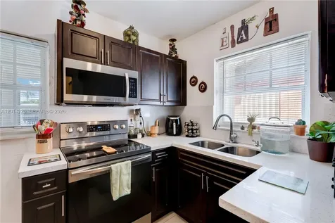 1059 NW 77th Street Miami FL 33150