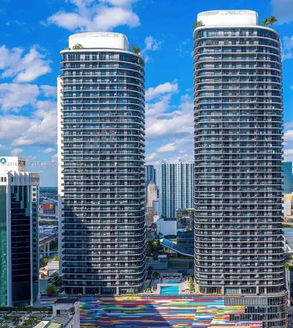 45 SW 9th Street Miami FL 33130