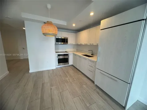 45 SW 9th Street Miami FL 33130