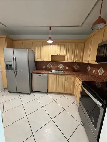 20100 W Country Club Drive Aventura FL 33180