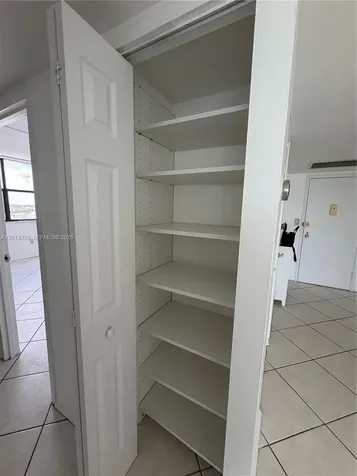20100 W Country Club Drive Aventura FL 33180