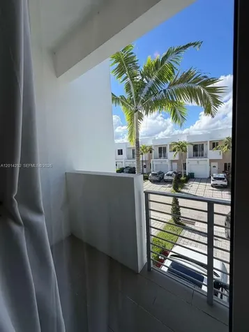 7187 NW 103 Path Miami FL 33178