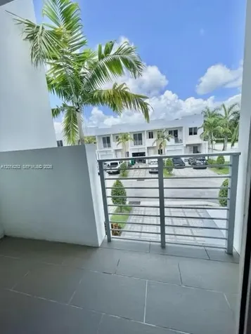 7187 NW 103 Path Miami FL 33178