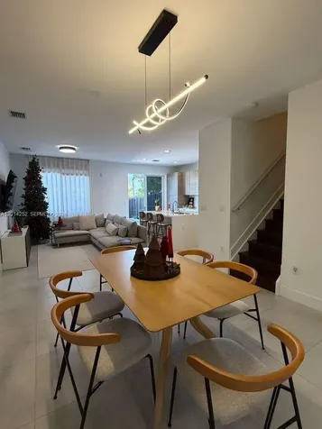 7187 NW 103 Path Miami FL 33178
