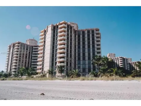 1121 Crandon Bl Key Biscayne FL 33149