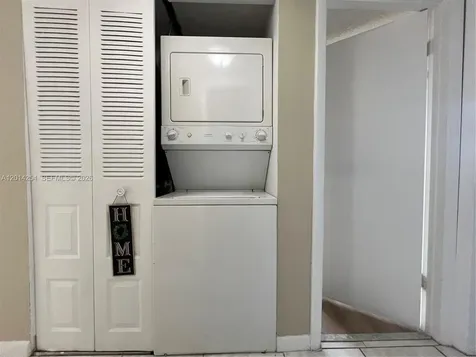 212 Lake Pointe Drive Oakland Park FL 33309