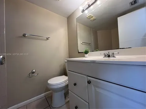 212 Lake Pointe Drive Oakland Park FL 33309
