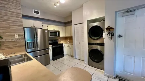7220 NW 114th Avenue Doral FL 33178