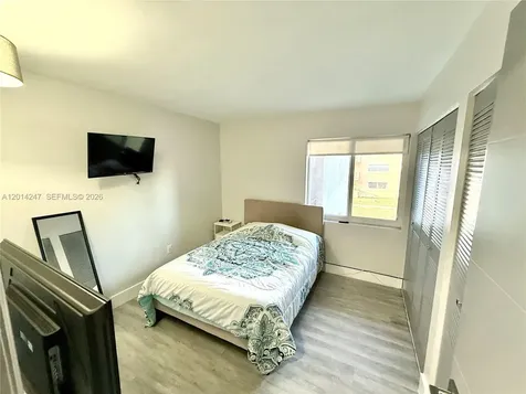 399 NW 72nd Avenue Miami FL 33126