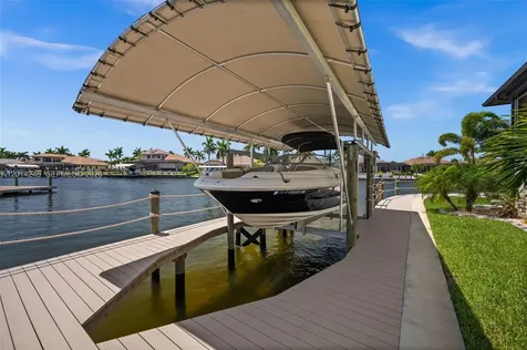 5201 Skylark Court Cape Coral FL 33904