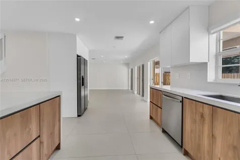15174 SW 111th Street Miami FL 33196