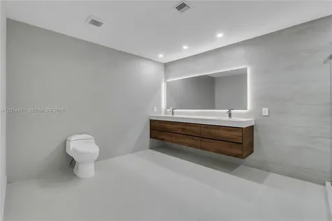 15174 SW 111th Street Miami FL 33196