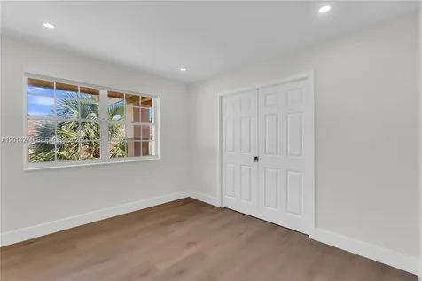 15174 SW 111th Street Miami FL 33196