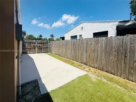 2318 Dewey Street Hollywood FL 33020