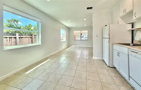 2318 Dewey Street Hollywood FL 33020