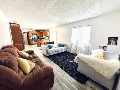 1484 NW 60th Street Miami FL 33142