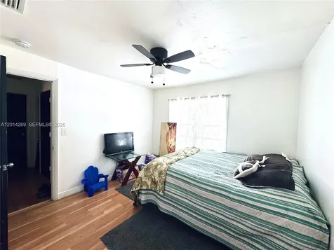 1484 NW 60th Street Miami FL 33142