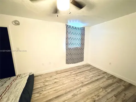 1484 NW 60th Street Miami FL 33142