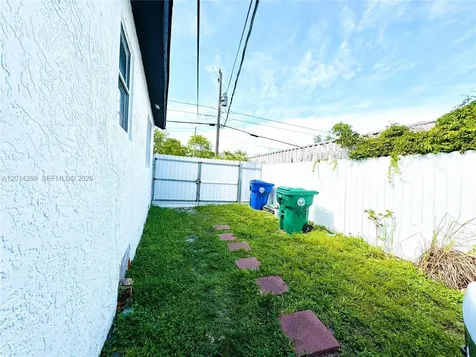 1484 NW 60th Street Miami FL 33142