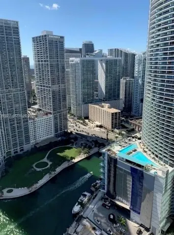 300 S Biscayne Boulevard Miami FL 33131