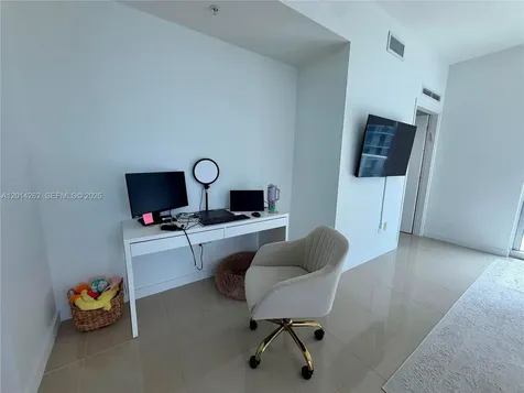 300 S Biscayne Boulevard Miami FL 33131