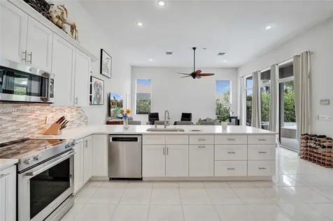 1640 Island Way Weston FL 33326