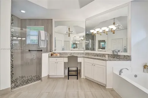 1640 Island Way Weston FL 33326