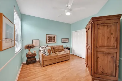 1640 Island Way Weston FL 33326