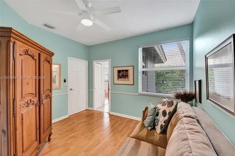 1640 Island Way Weston FL 33326