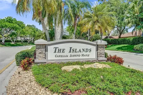 1640 Island Way Weston FL 33326