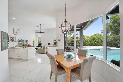 1640 Island Way Weston FL 33326