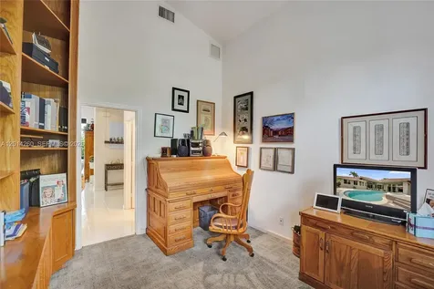 1640 Island Way Weston FL 33326