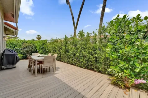 1640 Island Way Weston FL 33326