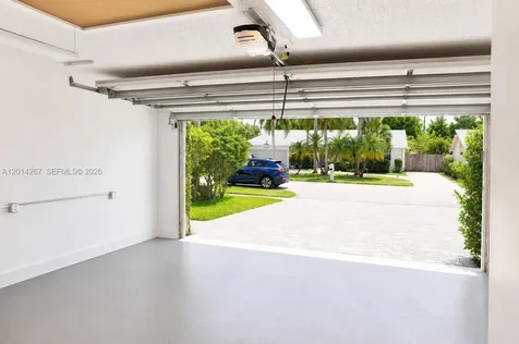 2841 SW 82nd Way Davie FL 33328