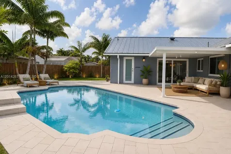 2841 SW 82nd Way Davie FL 33328