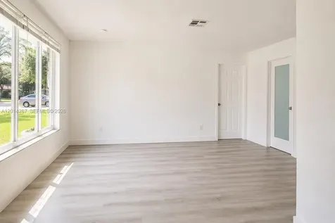 2841 SW 82nd Way Davie FL 33328