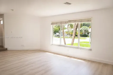 2841 SW 82nd Way Davie FL 33328
