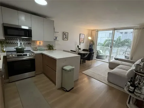 1666 West Avenue Miami Beach FL 33139