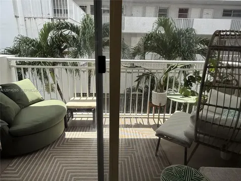 1666 West Avenue Miami Beach FL 33139