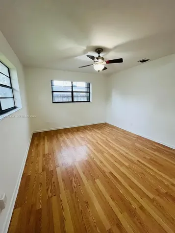 21220 NE 26th Avenue Miami FL 33180