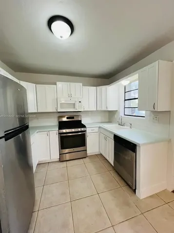 21220 NE 26th Avenue Miami FL 33180