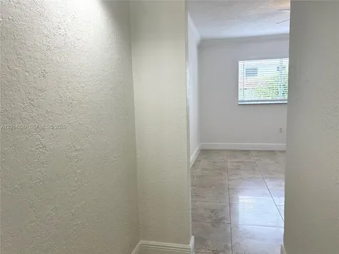 445 SW 11th Street Miami FL 33130