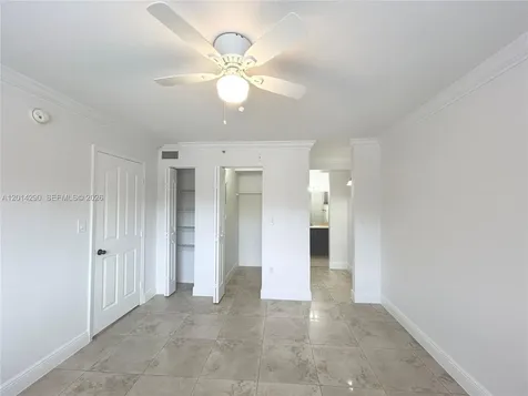 445 SW 11th Street Miami FL 33130