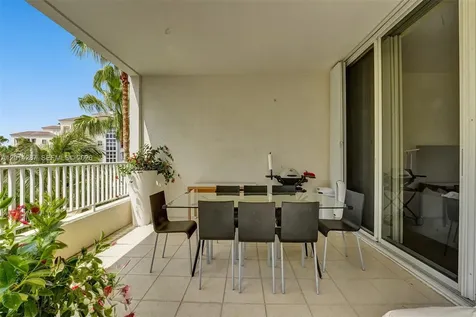 715 Crandon Boulevard Key Biscayne FL 33149