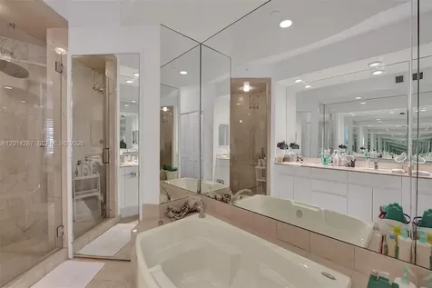 715 Crandon Boulevard Key Biscayne FL 33149