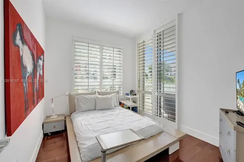 715 Crandon Boulevard Key Biscayne FL 33149