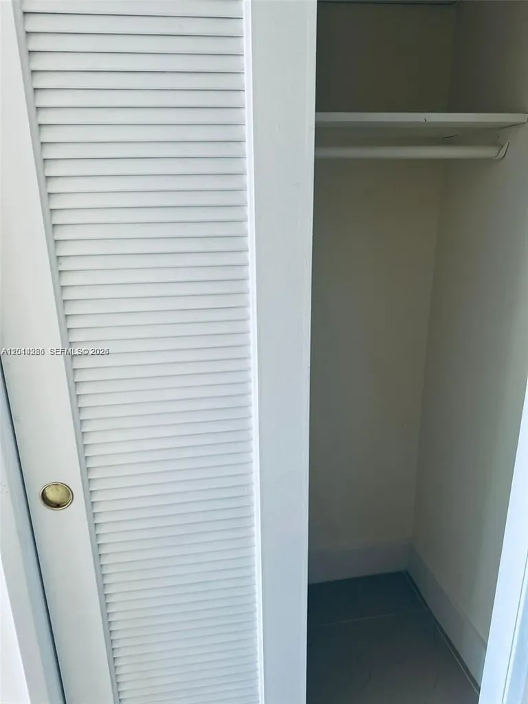 4200 Hillcrest Drive Hollywood FL 33021