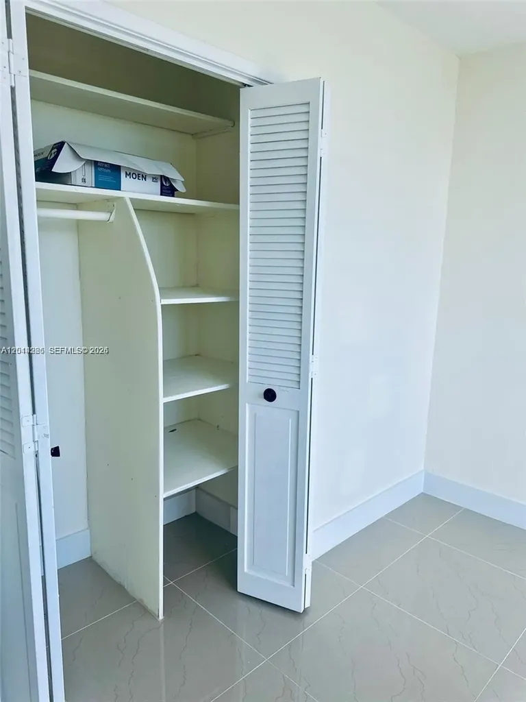 4200 Hillcrest Drive Hollywood FL 33021