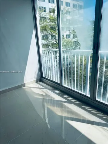 4200 Hillcrest Drive Hollywood FL 33021